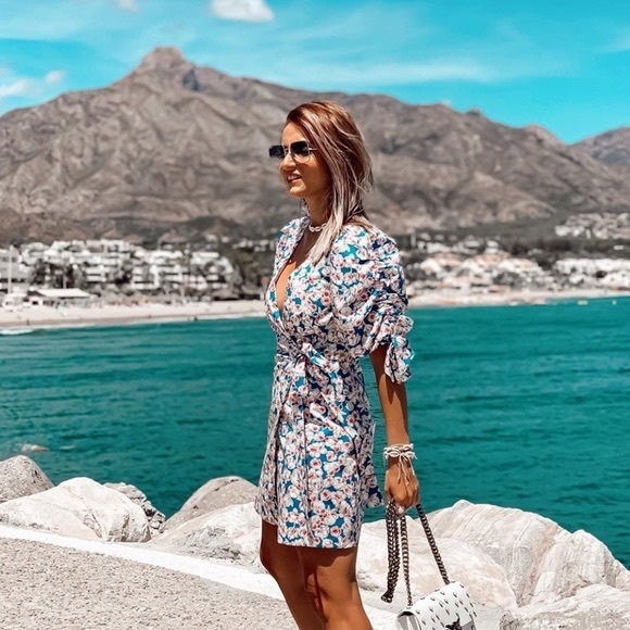 poplin mini dress zara NEW INN Zara Poplin Mini Dress Sizes: S M L Price 28,000